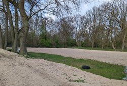 Die Beachvolleyballfelder im Kiwittsmoorbad werden mit Unterstützung der Bezirksversammlung saniert und ausgebaut