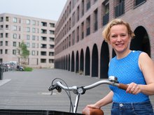 Judith Elmendorf (GRÜNE) im Pergolenviertel (Reiffert/GRÜNE Fraktion Nord)